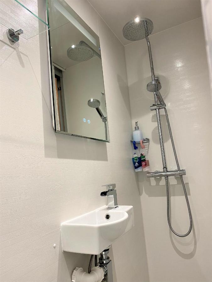 En-Suite Nook Near Forest & Sea, Super Value With Fridge, Microwave And Tv Lymington Eksteriør billede